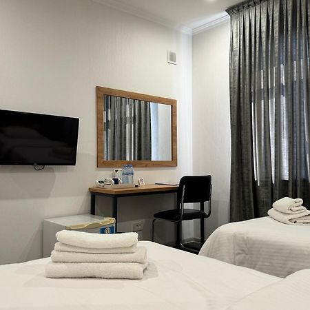 Hotel Afsona Qarshi Exterior foto